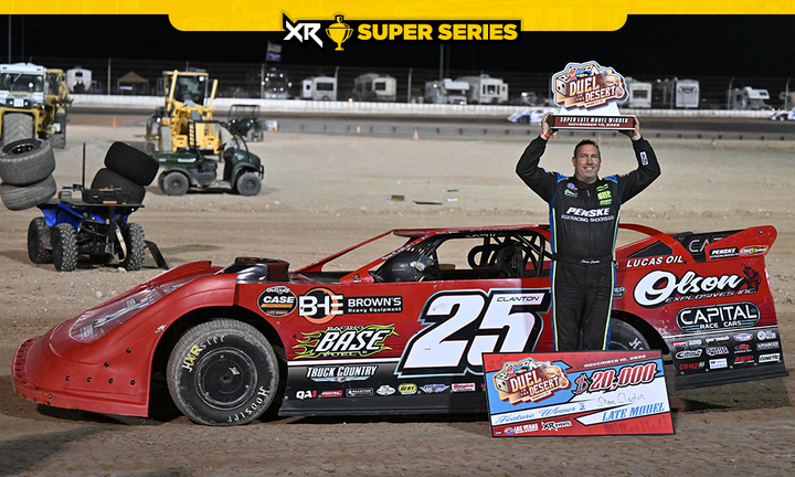 DUEL IN THE DESERT THE DIRT TRACK AT LAS VEGAS - NOVEMBER 10, 2022